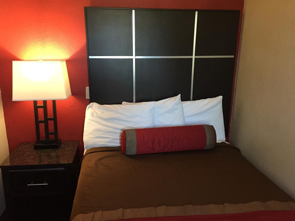 Harbor Inn & Suites Oceanside Bilik gambar
